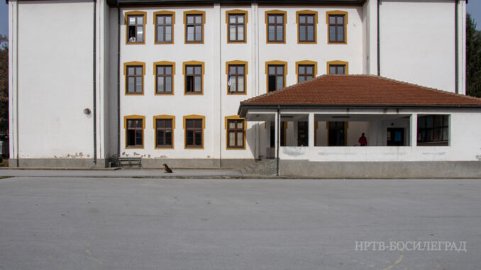 Gimnazija-naslovna